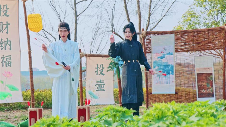 45米巨龙盘踞上海这座城堡!还有百万株鲜花梦幻盛放!