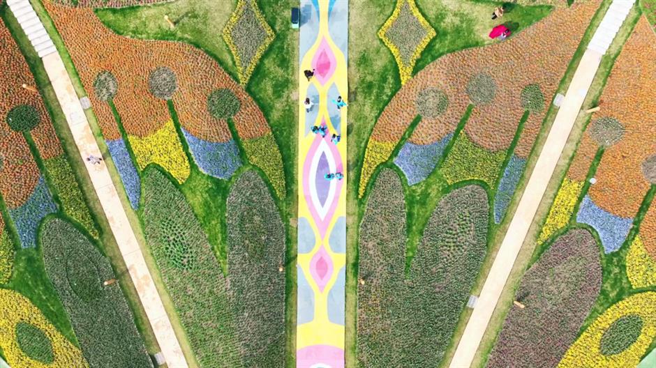 45米巨龙盘踞上海这座城堡!还有百万株鲜花梦幻盛放!