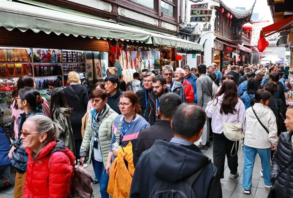 Visit Shanghai 入境旅游推广见成效,两艘访问港邮轮陆续抵沪
