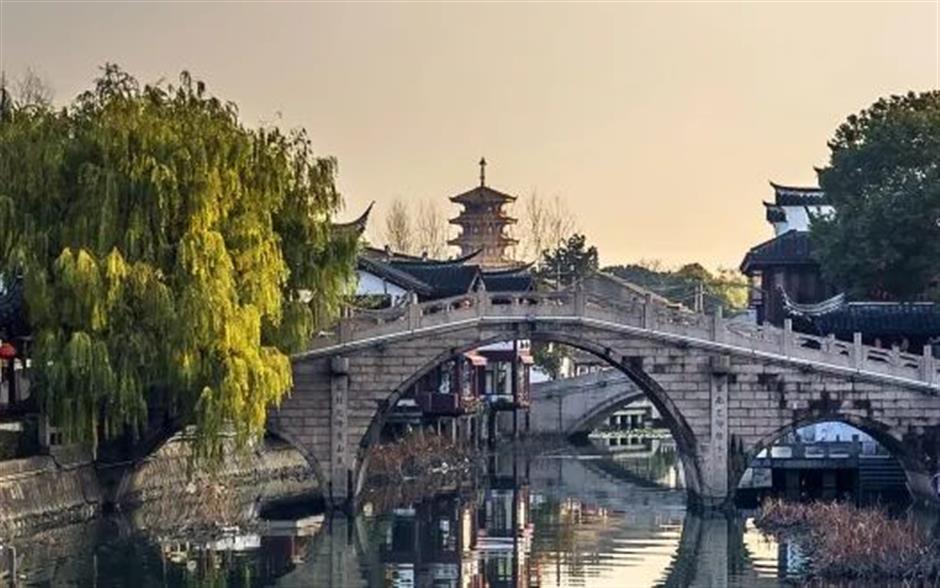 地铁直达!8座春游正当时的古镇