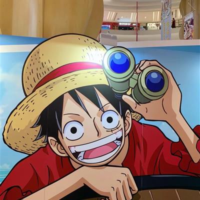 Crew with Straw Hat Pirates at One Piece pop-up store