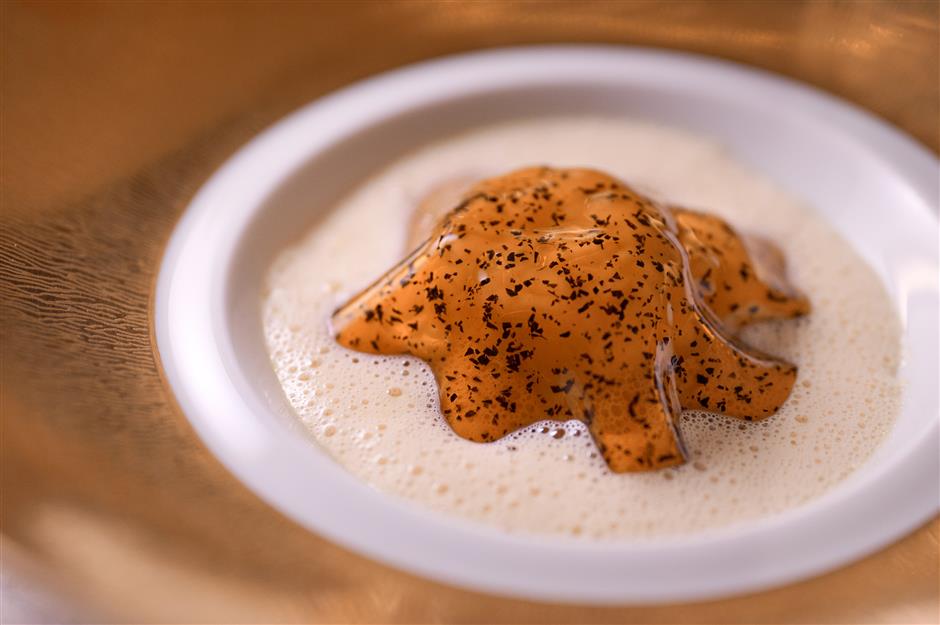 【Chic & Savory】Big Name Parisian Dining, 18 by Frederic Anton