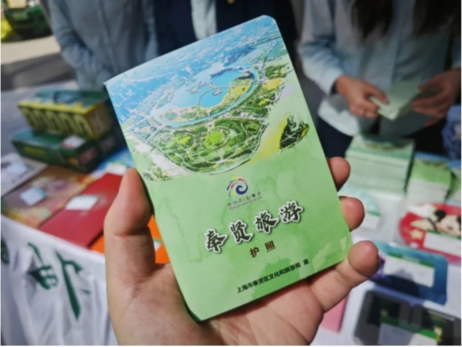 逛邮车集市,领惠民