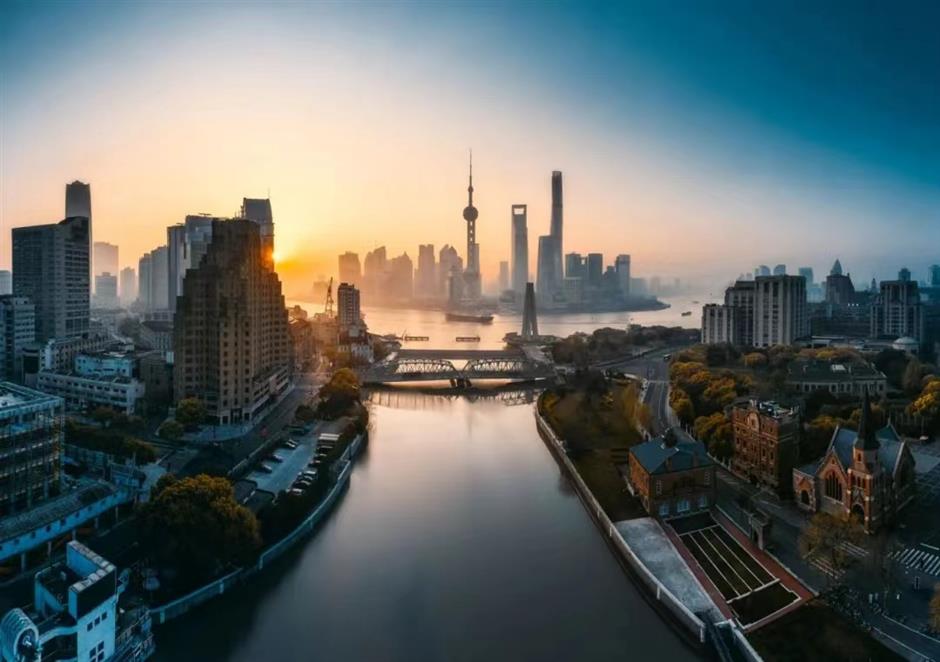 一江一河交匯處的這棟樓，九十歲了~