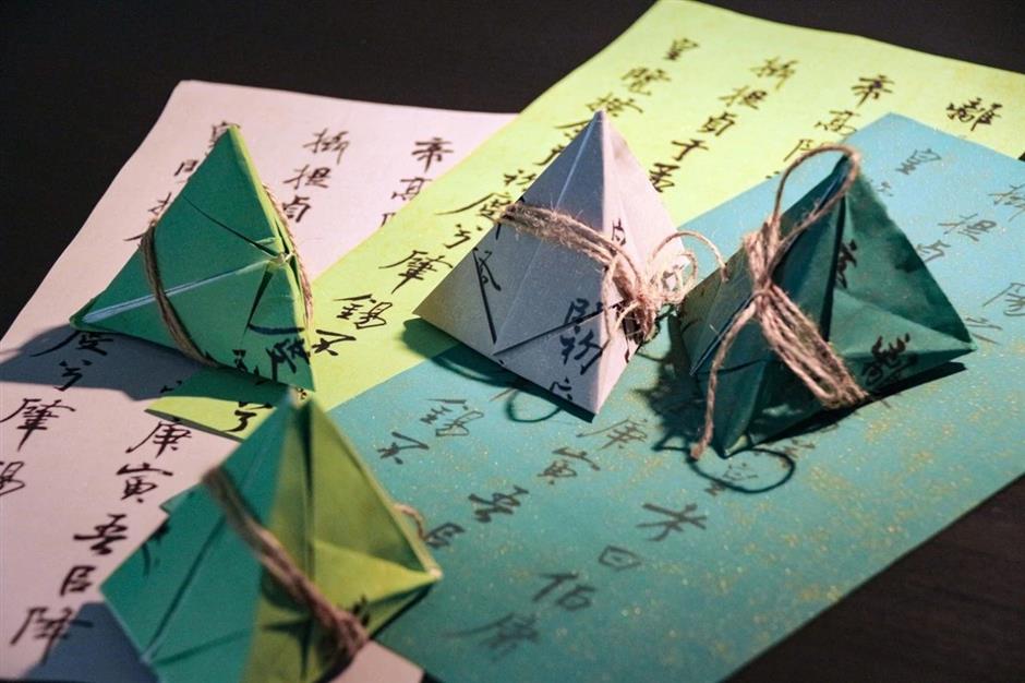 活動大揭秘!彩絲繞腕,手繪團扇……古風彩妝讓你秒變小仙女~