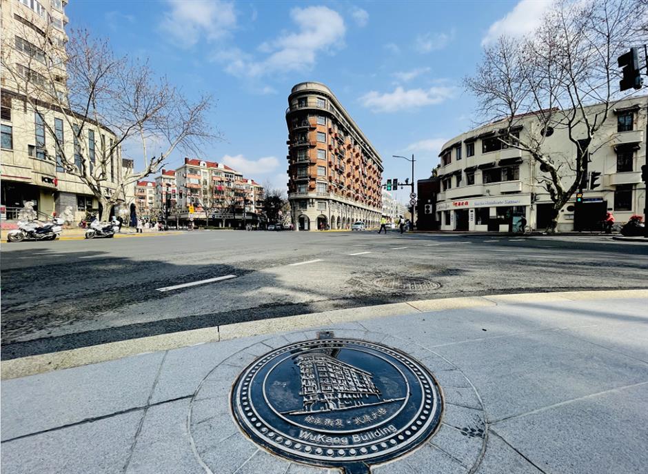 梧桐树下的百种风味,感受潮流与烟火气并存