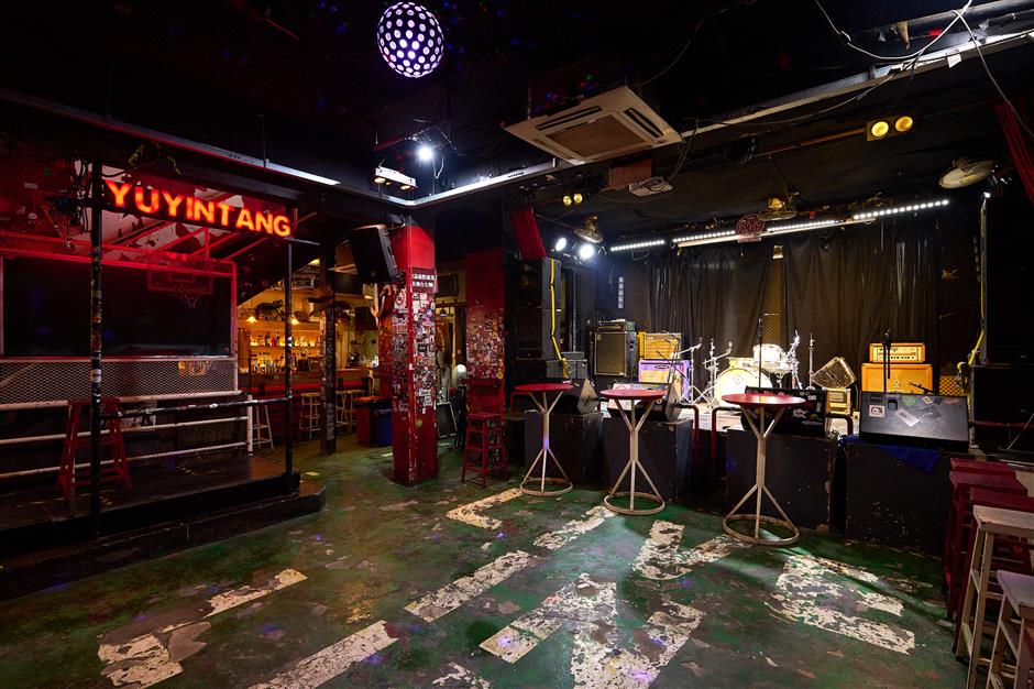 Ships in the Night: A Tour of Yuyintang with Owner, Lao Lu
