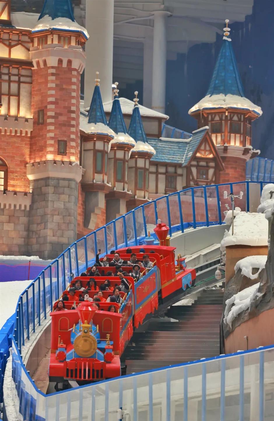 内景大公开,票价已定!耀雪冰雪世界开启内测