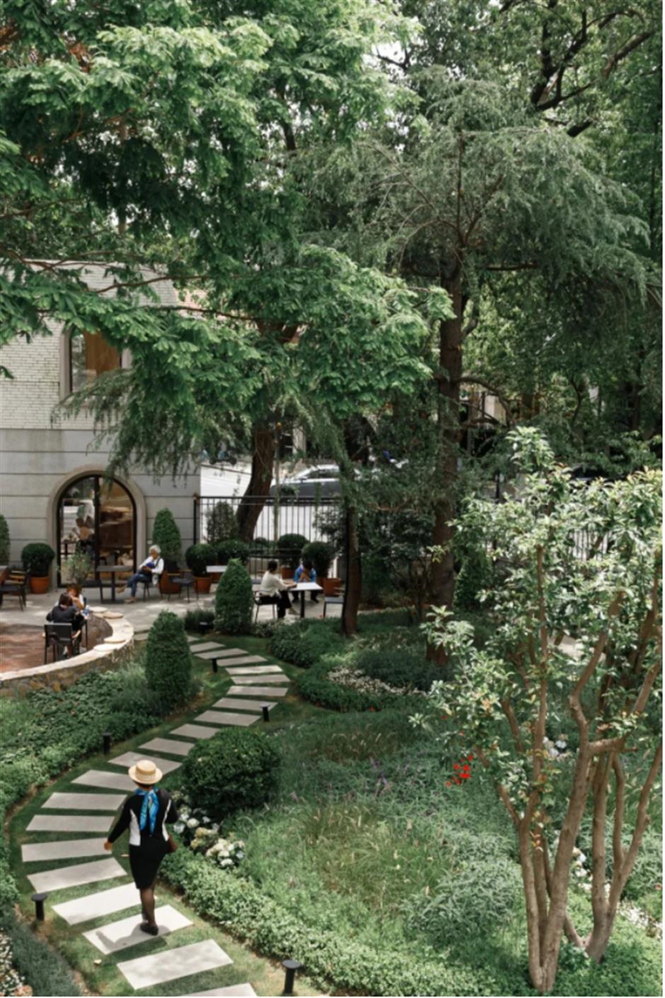 美食、购物、看展、拍照......都在上海市中心这个绝美秘密花园!