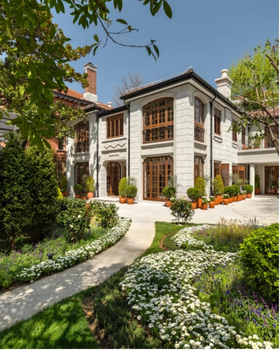 美食、购物、看展、拍照......都在上海市中心这个绝美秘密花园!