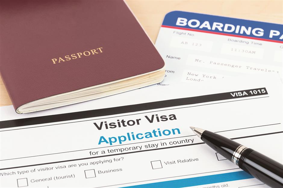 [Feel Shanghai] <i>Your Ultimate FAQs and City Guide</i>