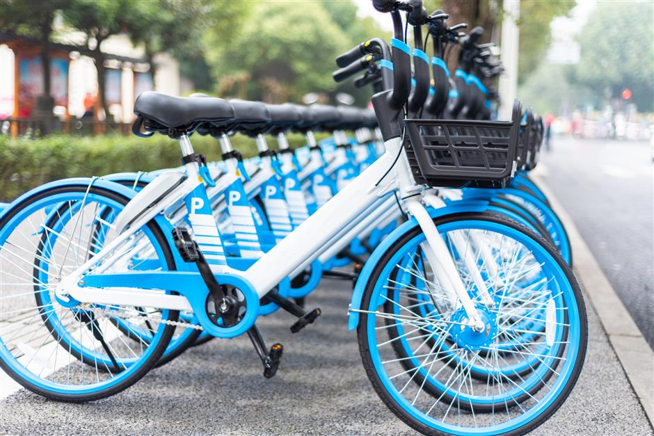 [Feel Shanghai] <i>Your Ultimate FAQs and City Guide</i>