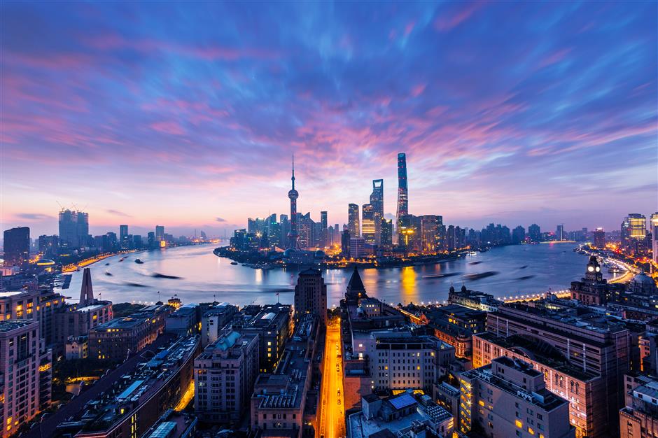 [Feel Shanghai] <i>Your Ultimate FAQs and City Guide</i>