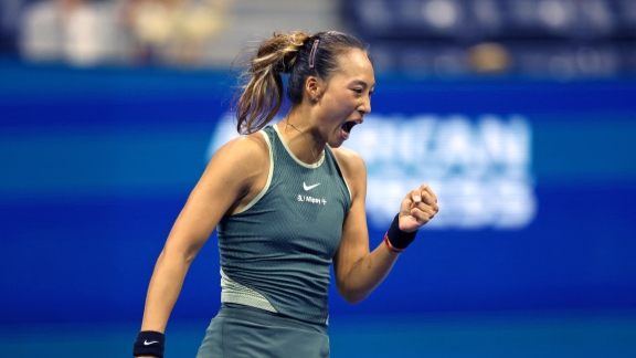 Zheng into US Open quarter-final after record 2:15am finish
