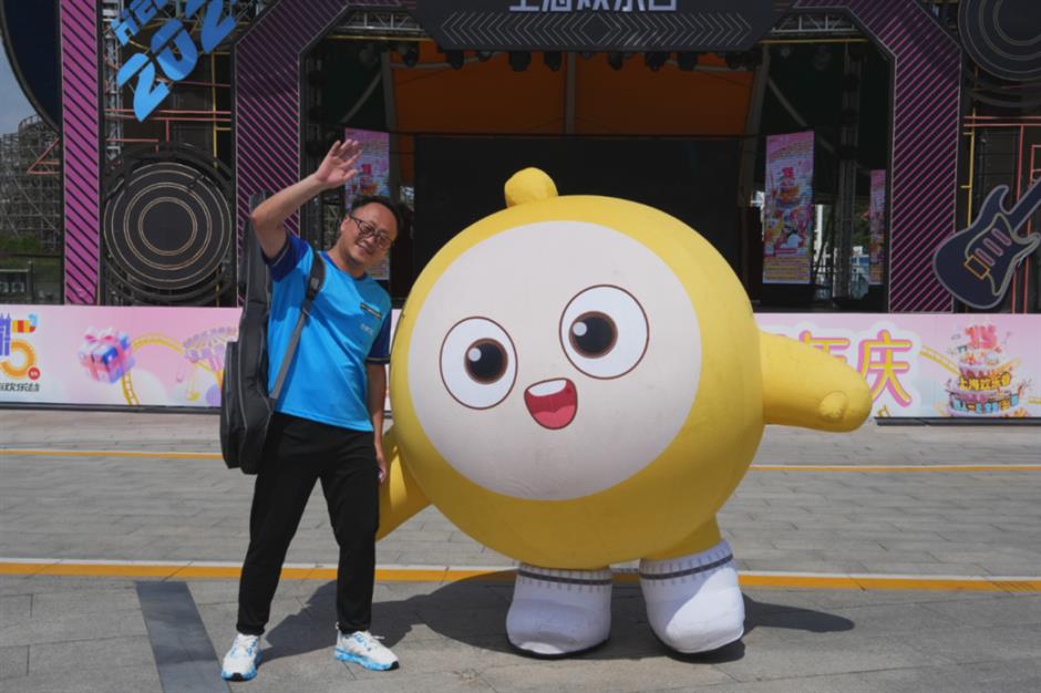 上海欢乐谷15周年啦!优惠政策已送达,邀您中秋国庆假期与欢乐相伴→