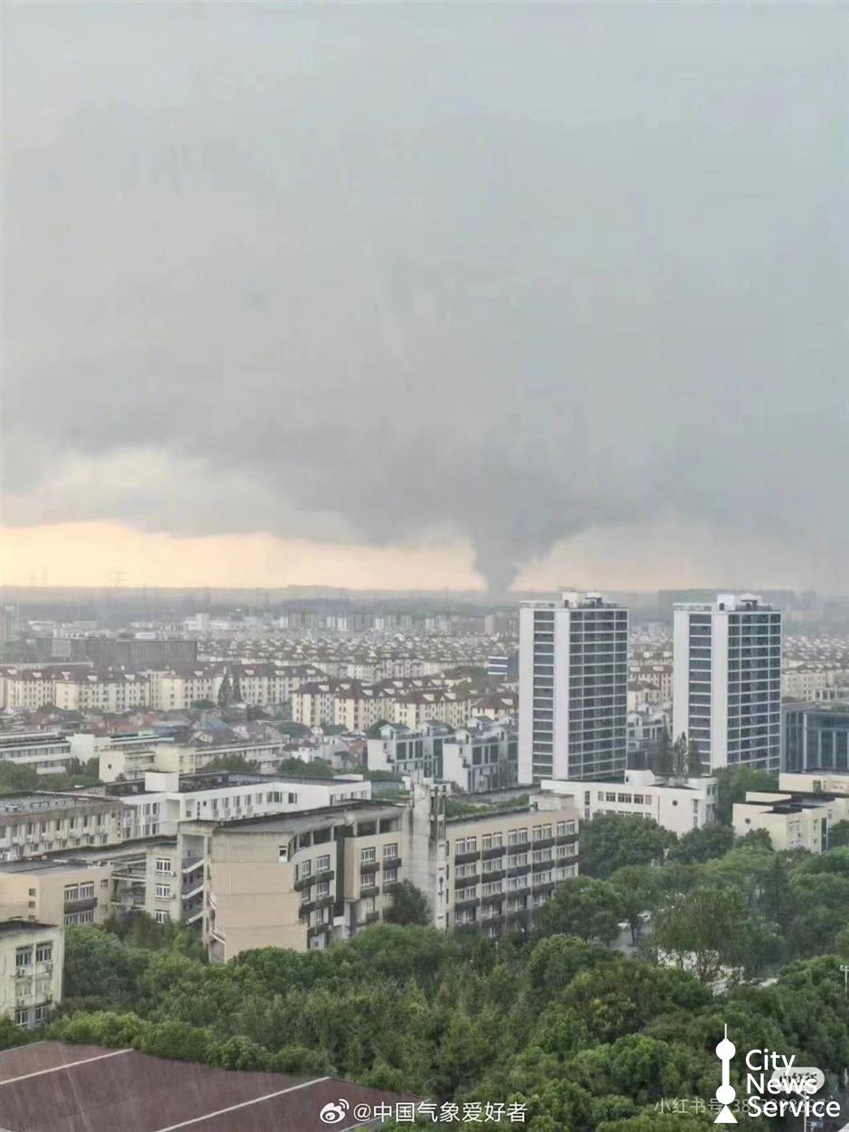[Quick News] Tornados Spotted in Shanghai! Blue Alert Cancelled.
