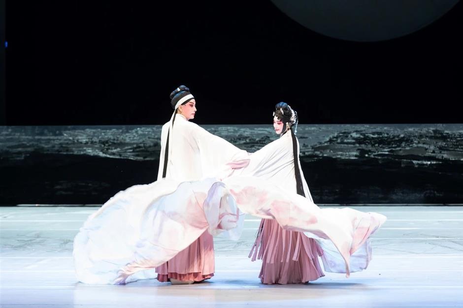 来中华艺术宫,一次看遍上海十年