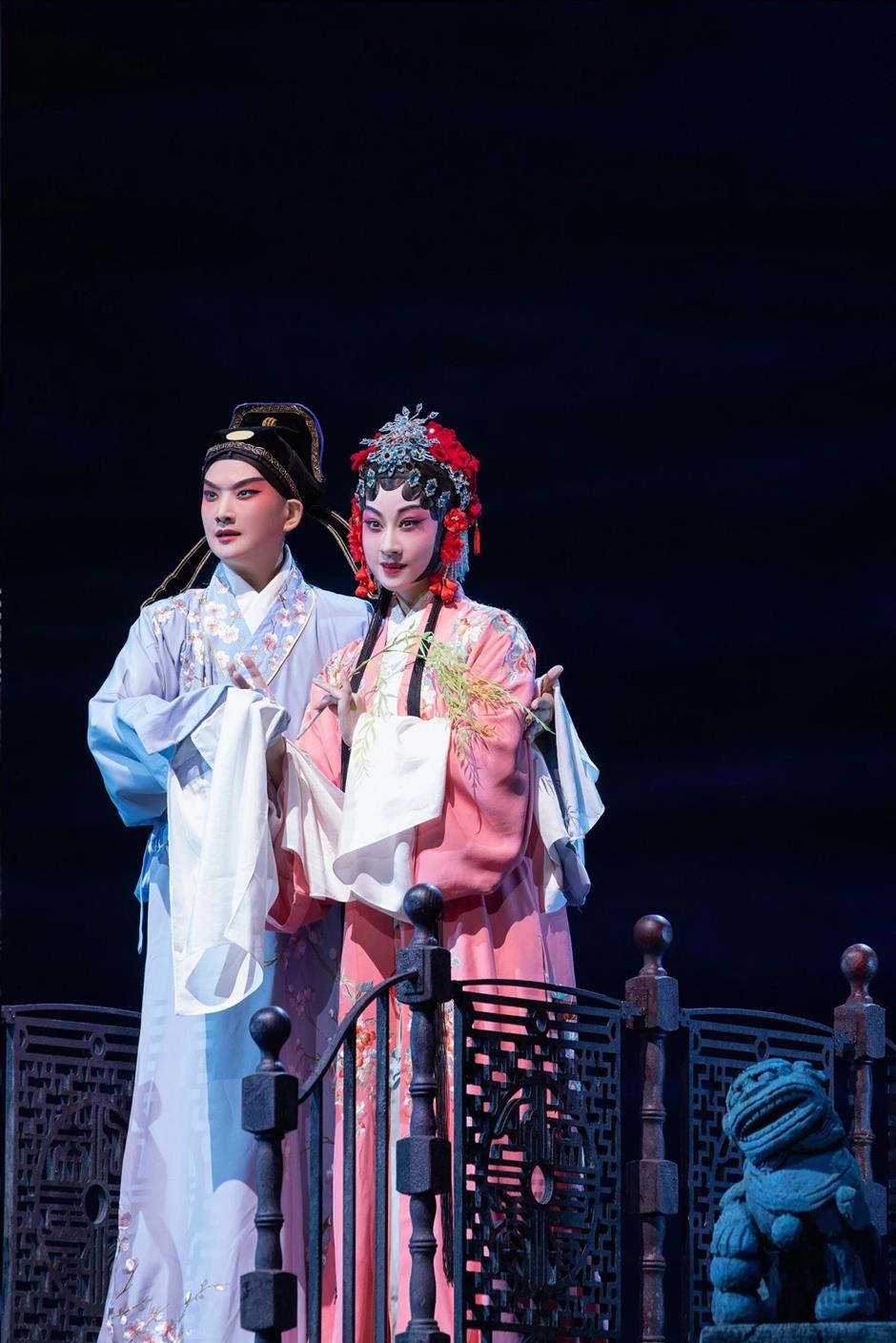 来中华艺术宫,一次看遍上海十年