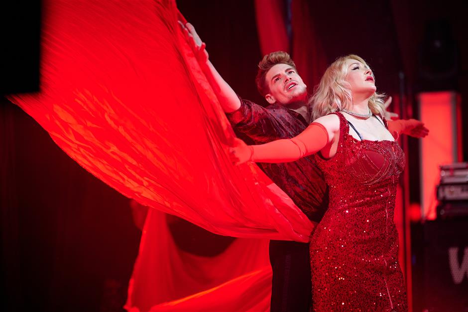 [Final Call] It's the LAST WEEK to See 'La Rouge' @ The Pearl - City ...