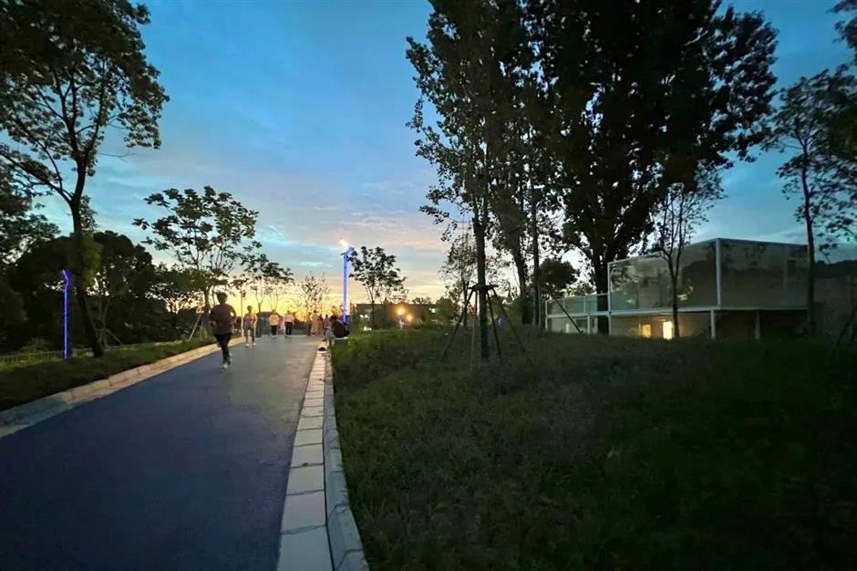 地鐵直達的「公園+」!好玩,好看,還24小時開放~