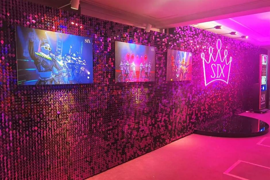 绝美秋色!逛逛这条松驰感满满的小马路