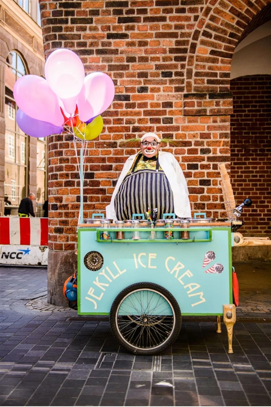 国际艺场 艺术静安 尽在