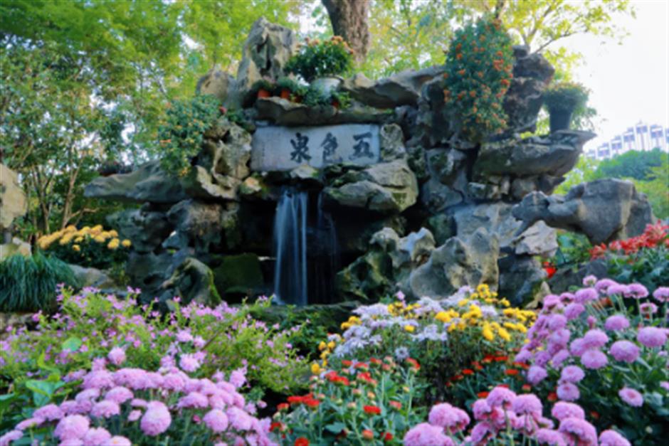 地铁旁的这座园林,藏不住了!