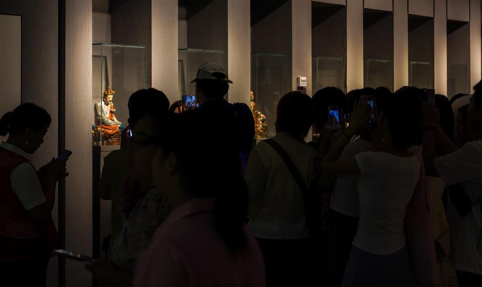 Jingdezhen: Deciphering the Modern Alchemy of Mud and Fire