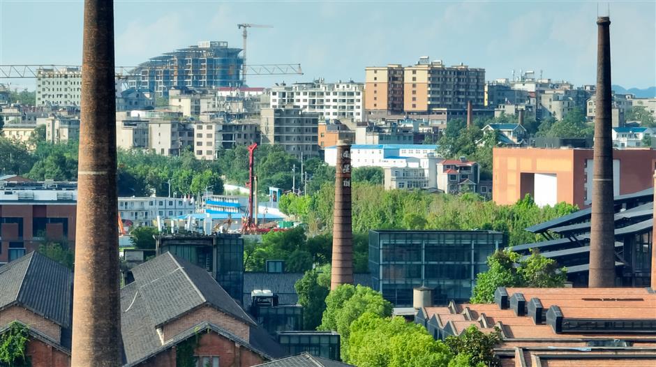 Jingdezhen: Deciphering the Modern Alchemy of Mud and Fire