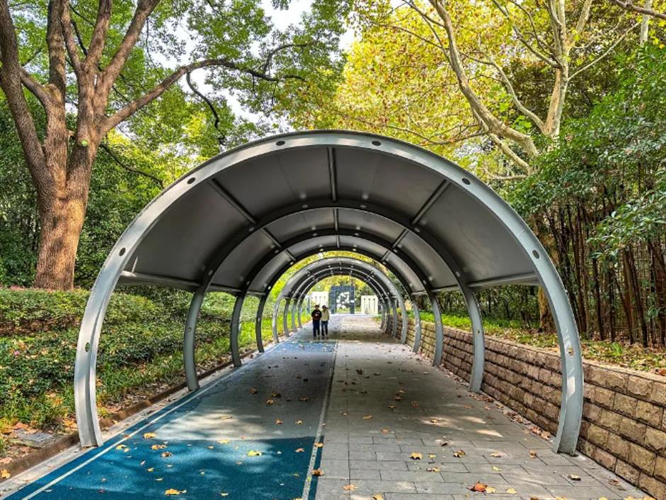 賞秋+遊園+看展！老靈額