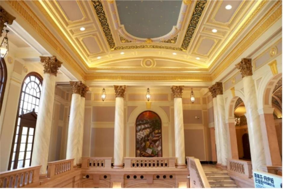 秋末冬初,赴一场与银杏的