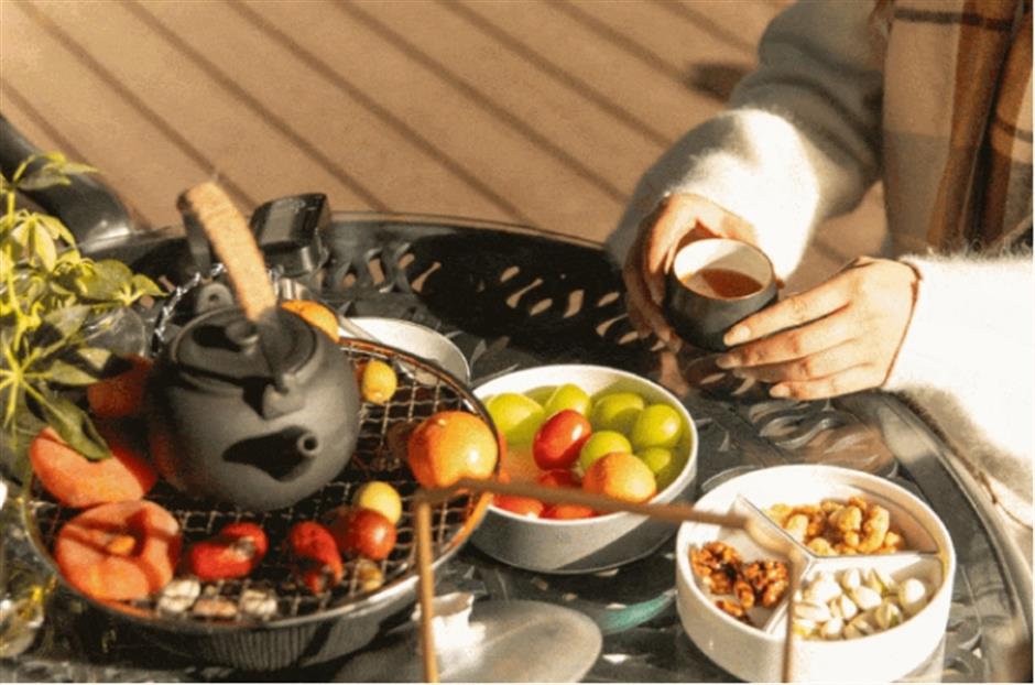 秋末冬初,赴一场与银杏的