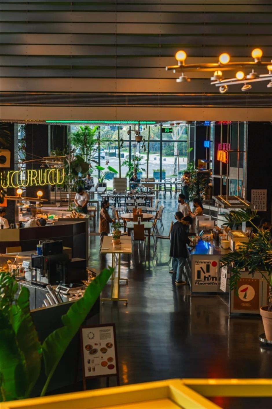 魔都首座滨水市集!工业风+热带雨林,一秒飞到西双版纳→