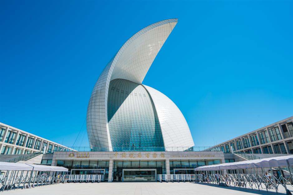 滴水湖畔的银白色风帆,为你讲述航海的故事