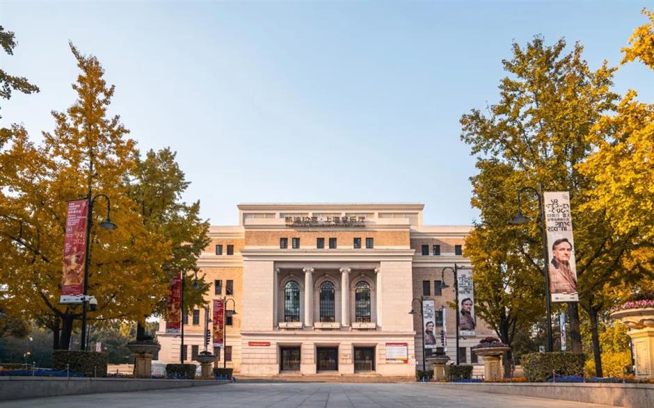 实拍!被上海市中心的这条秋景走廊美到了