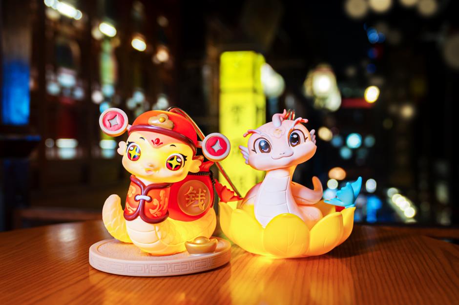 品一碗人間煙火 | 喜迎新年!2025豫園燈會亮燈