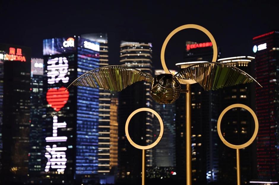 品一碗人間煙火 | 喜迎新年!2025豫園燈會亮燈