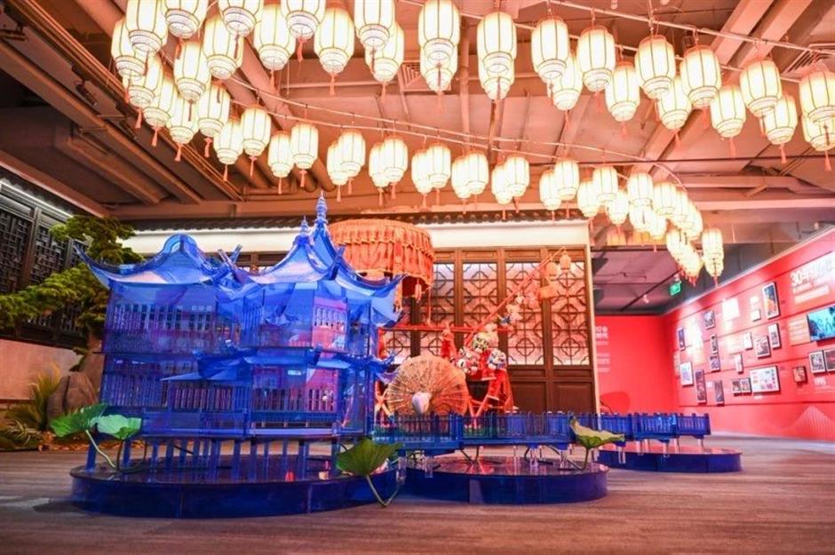 品一碗人間煙火 | 喜迎新年!2025豫園燈會亮燈