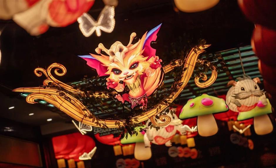 品一碗人間煙火 | 喜迎新年!2025豫園燈會亮燈