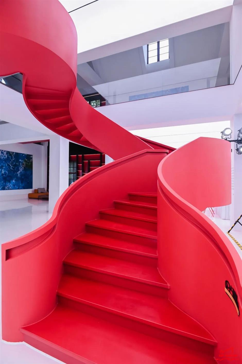 超出片!來打卡上海的絕美「紅」