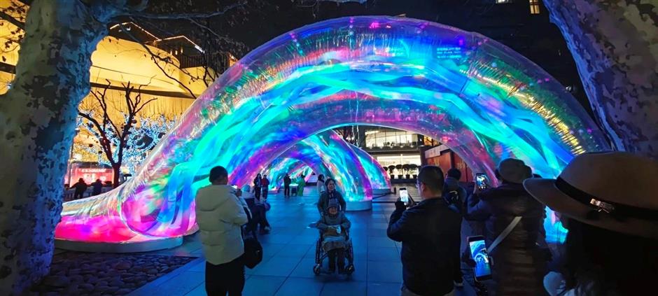 最后一周!魔都C位夜游灯光秀超全打卡攻略