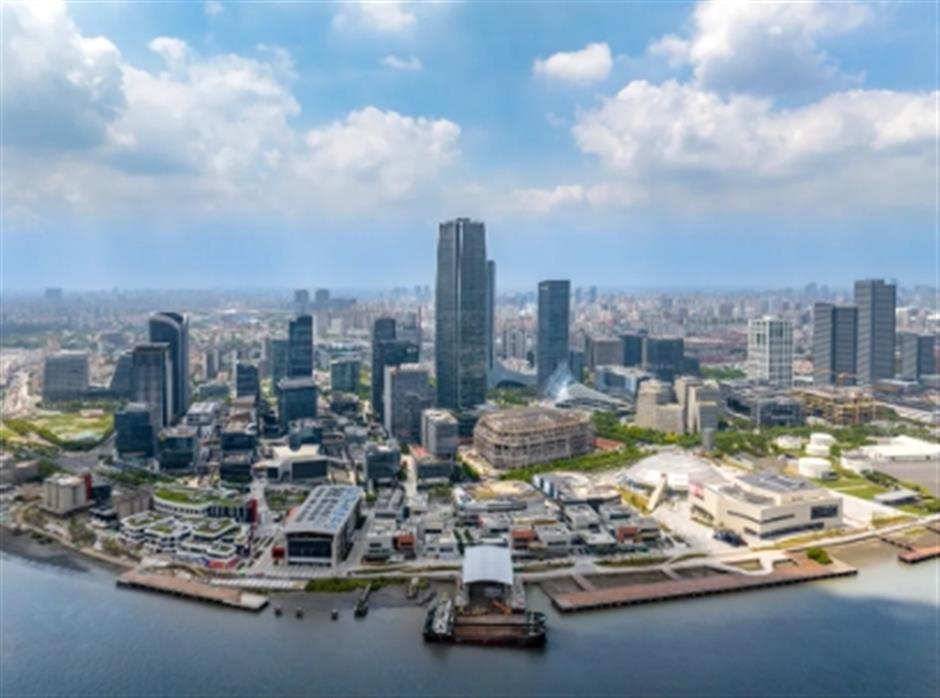 观剧、社交、休闲^尽在这座开放的滨水会客厅