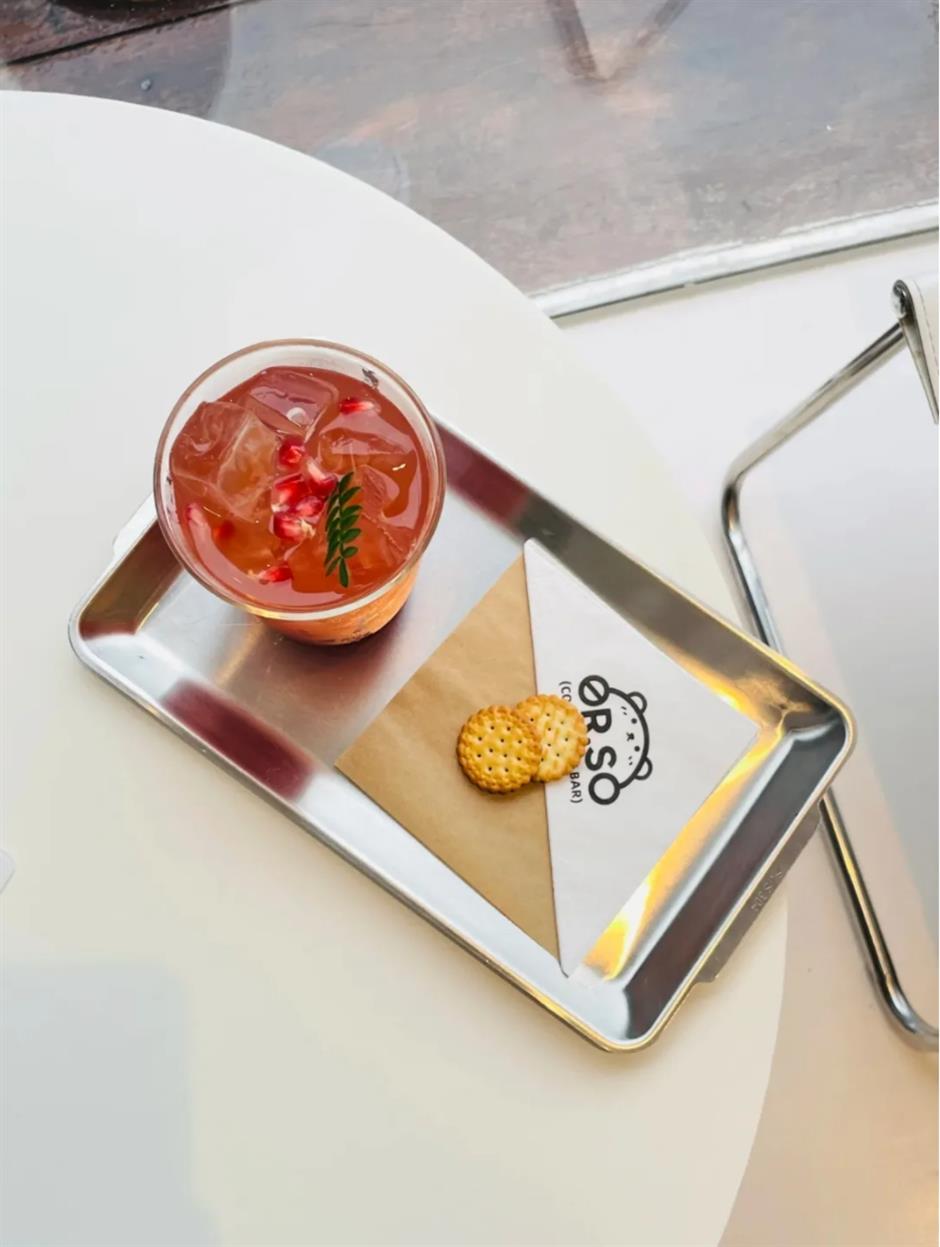 春和景明,就该去一家水岸咖啡馆!