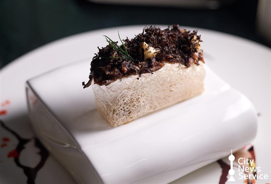 [New Eats] Spanish Molecular Fine Dining w/SciFi Vibes – Nébula