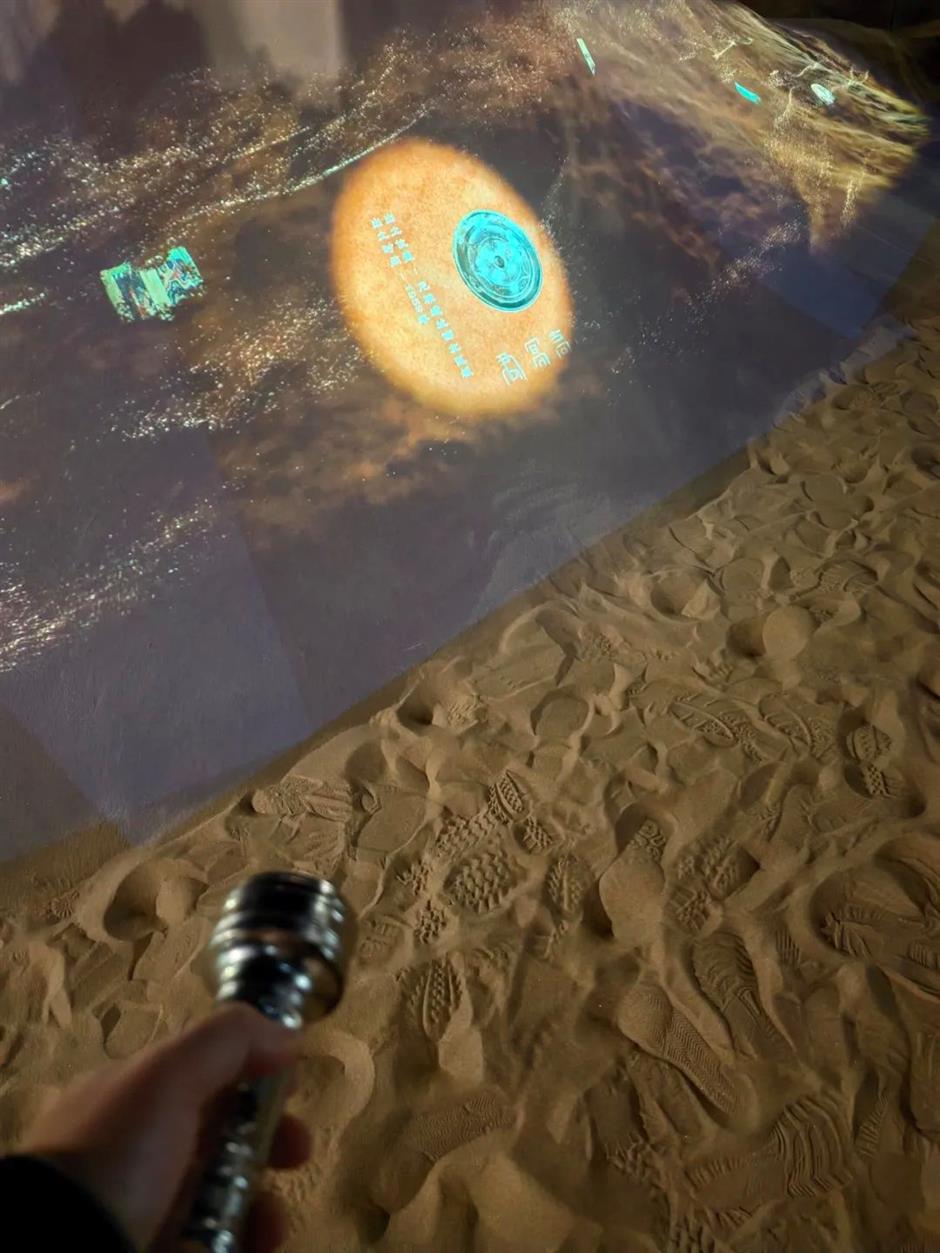 接连焕新!上海的沉浸式大展太卷了