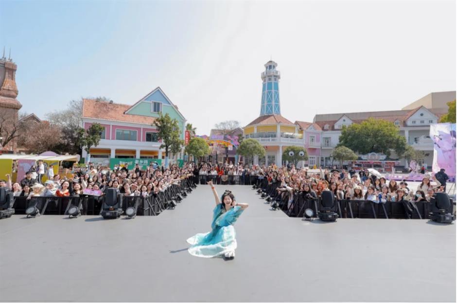 翘首以待!2025 上海欢乐谷国潮文化节,开启国风玄幻潮玩之旅