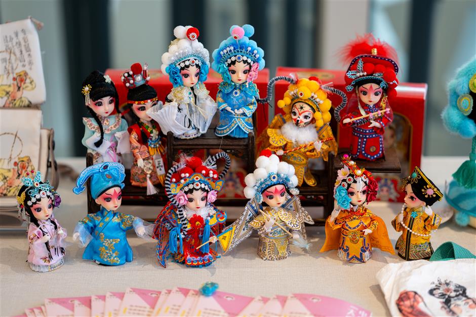 Theaters announce cultural events to promote Chinese arts