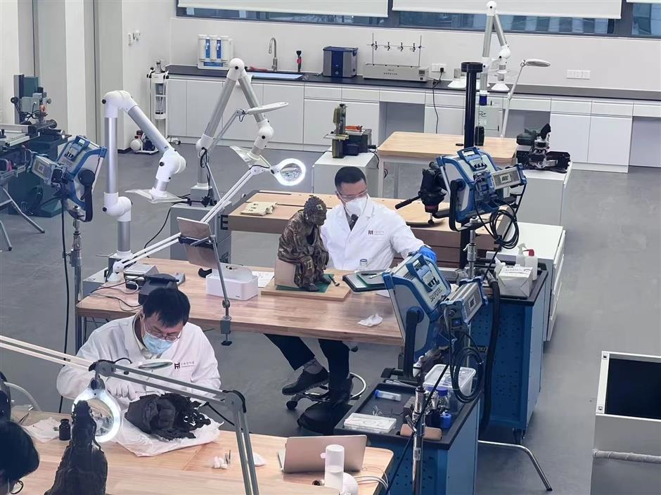我在上博东馆修文物,邀你来围观