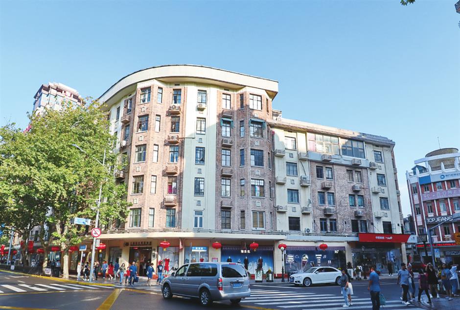 马尚龙:弄堂里的中国风,吹到马路上便成了洋气