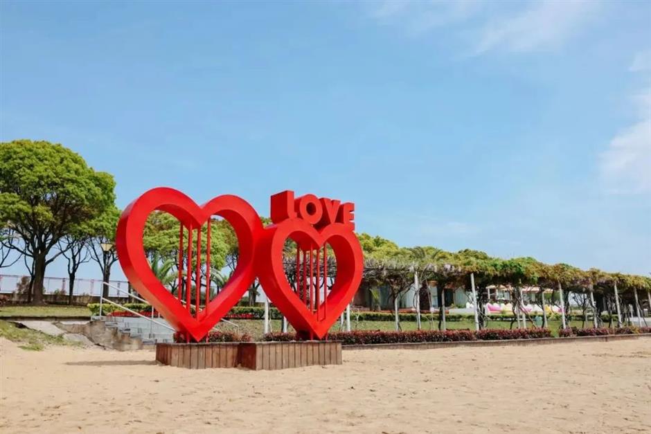 碧海金沙正式回归！
全新水寨畅玩，哪吒空降等你合影！